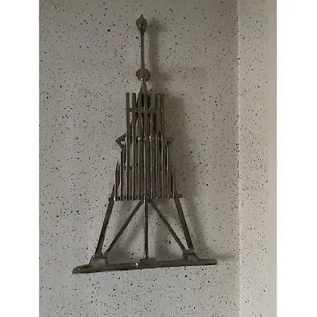 Dike Crown In Haus Grimmershoern